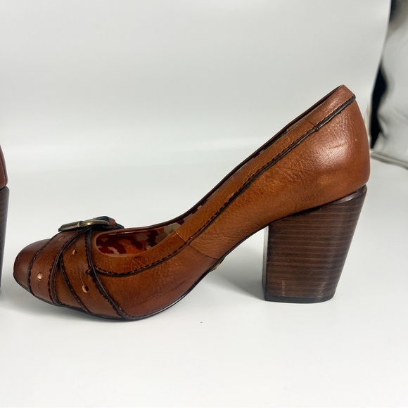 Fossil Sasha Block Heel in Tan/Bronze - Picture 7 of 11